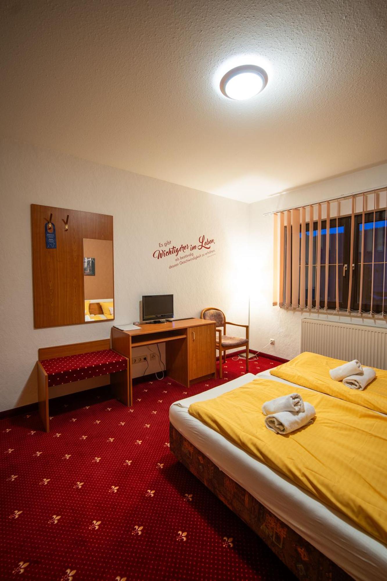 Landhotel & Restaurant Kains Hof Uhlstädt Kültér fotó